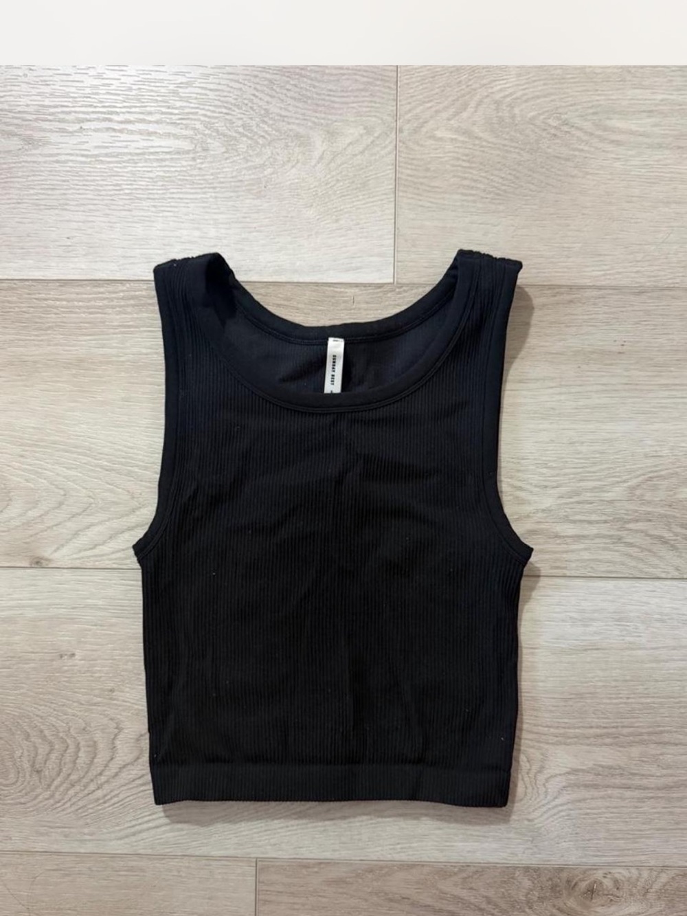 Aritzia Sunday Best Black Sinch Seamless Tank